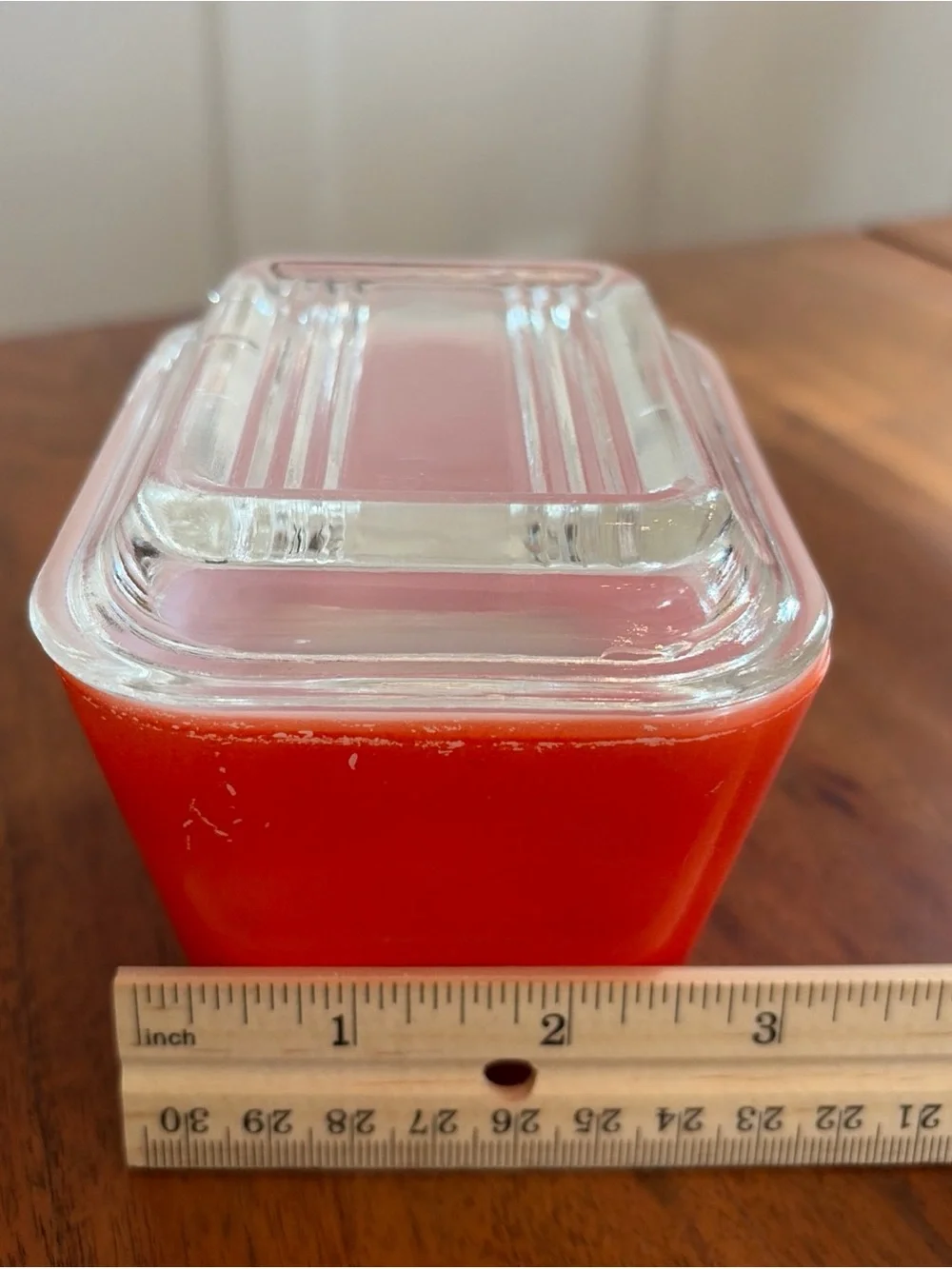Vintage Pyrex 501 Red Refrigerator Dish 1.5 Cup w/ Ribbed Lid 501-C Fridgie READ